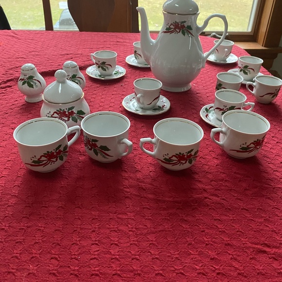 Holiday Chocolate set - Picture 1 of 3